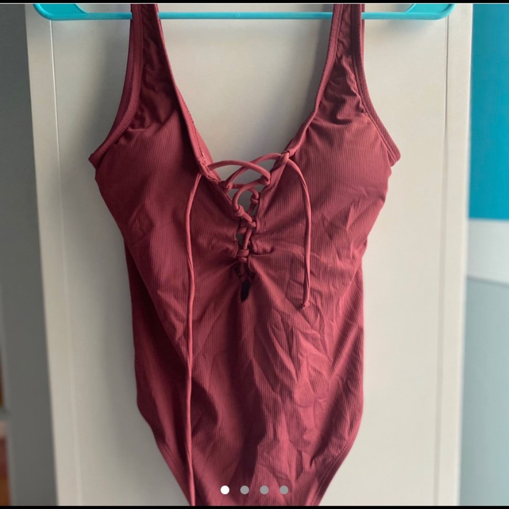 Bathing suit